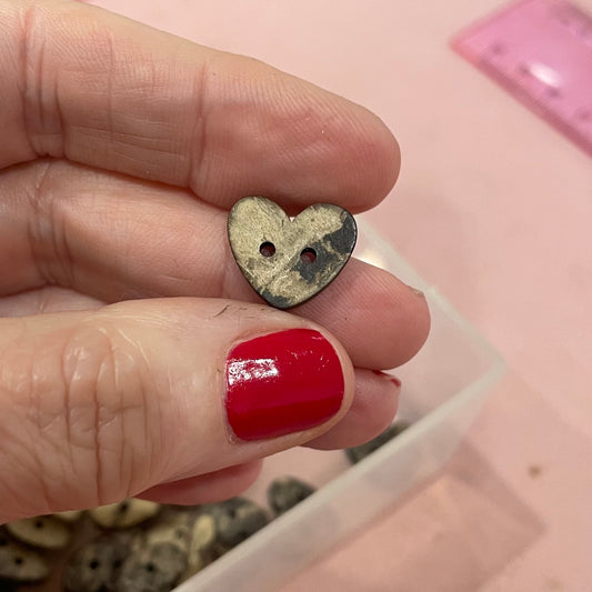 Button, Heart Coconut, 15mm