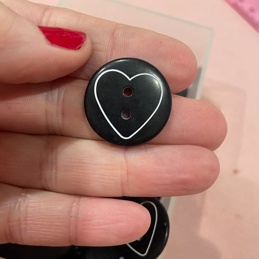 Button, Black Heart Resin, 22mm