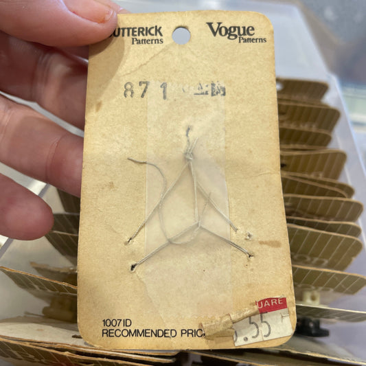 Buttons, Vintage Beutron 871, 18mm