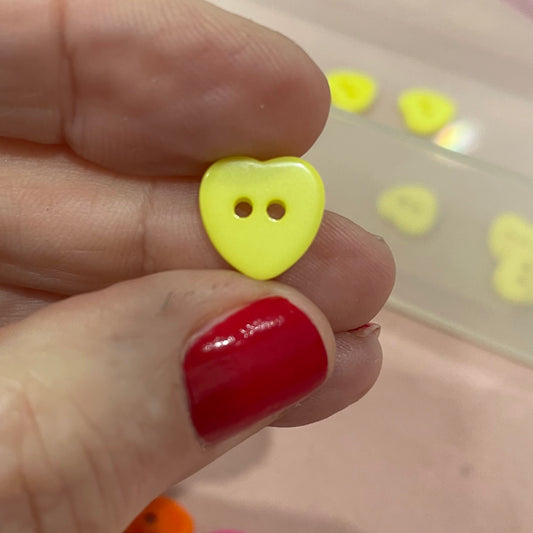 Button, Yellow Heart Resin, 10mm