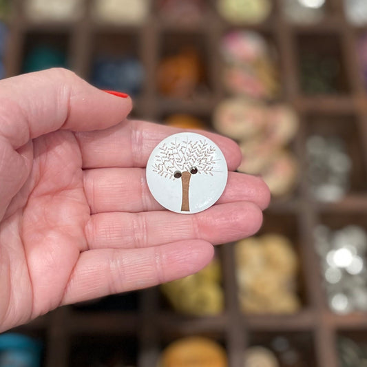 Button, White Tree Pear Wood, 30mm