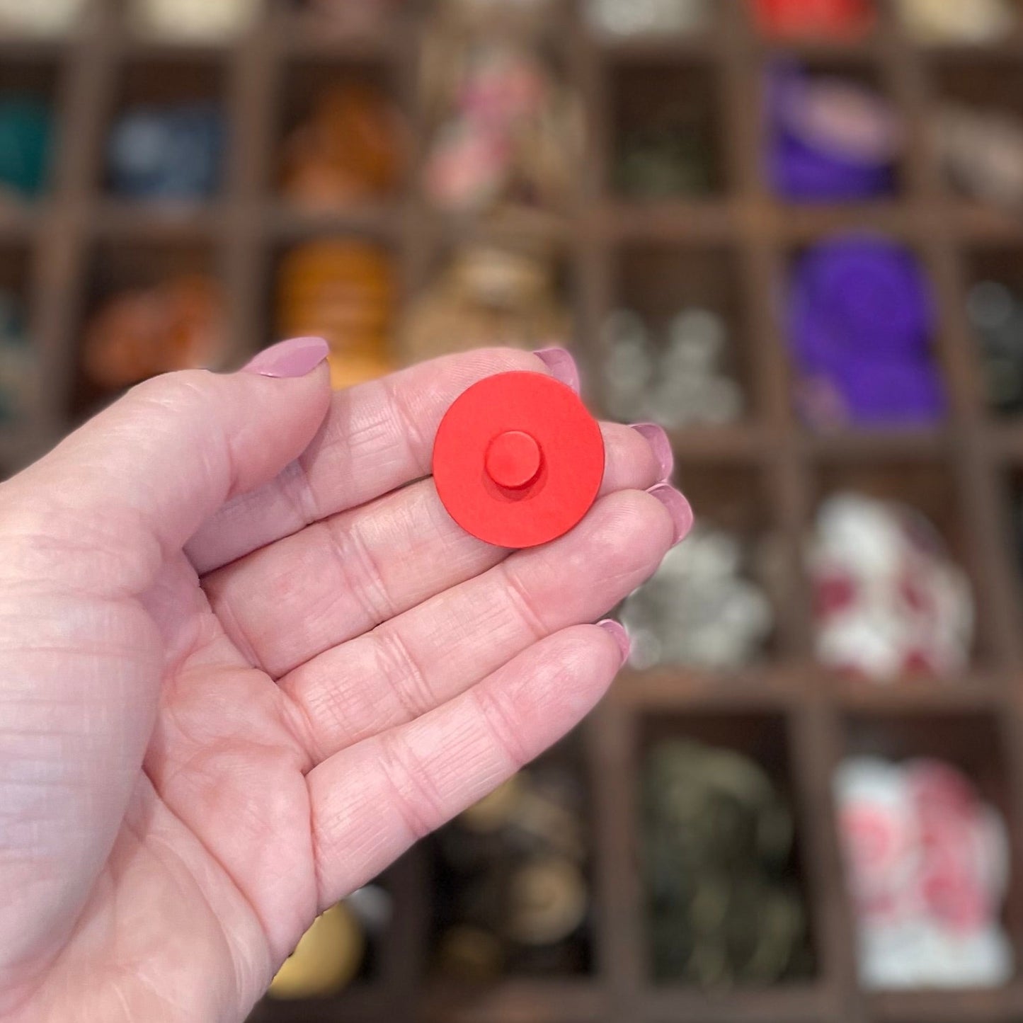 Button, Red Criss Cross Pear Wood, 28mm Shanked