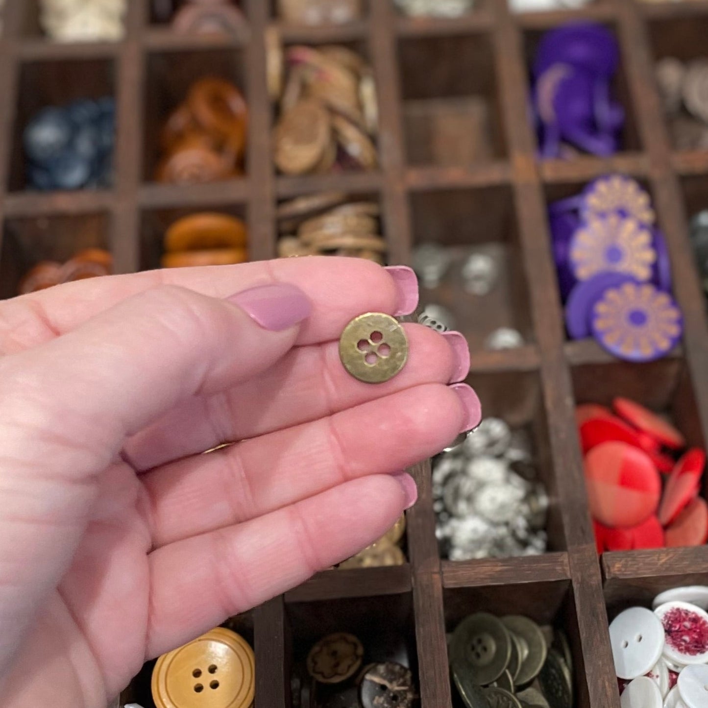Button, Simple Bronze Metal, 13mm