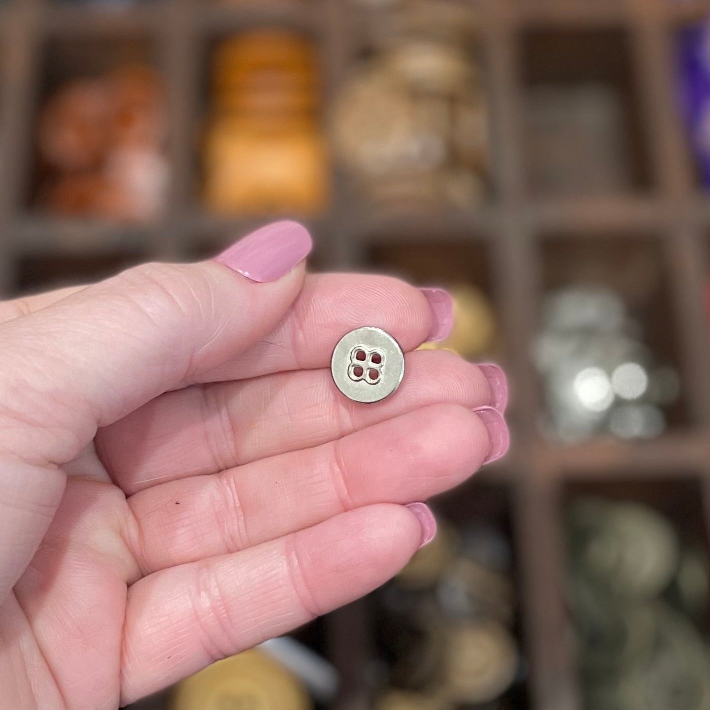 Button, Simple Silver Metal, 13mm