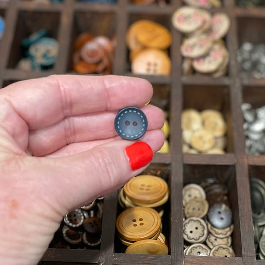 Button, Navy Stitches Pear Wood, 15mm