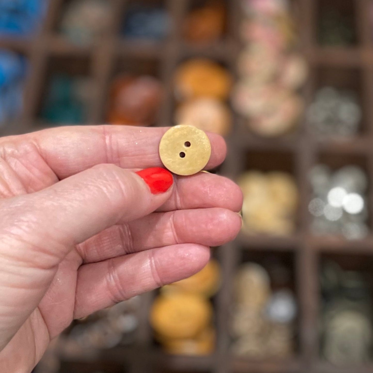 Button, Leopard Print Pear Wood, 18mm