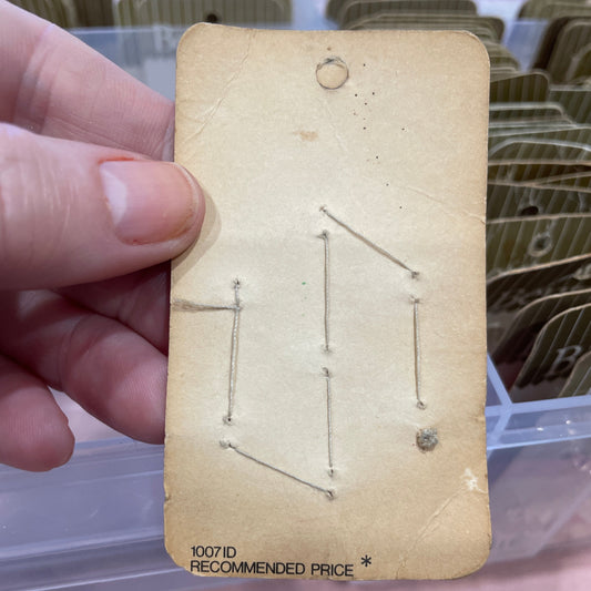 Buttons, Vintage Beutron 703, 11mm