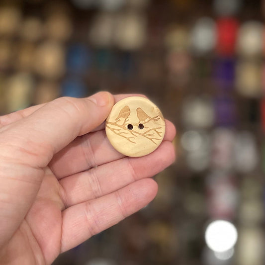 Button, Birds Pear Wood, 30mm