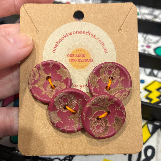 Buttons, Card of 4, Nasturtium Pear Wood, 23mm