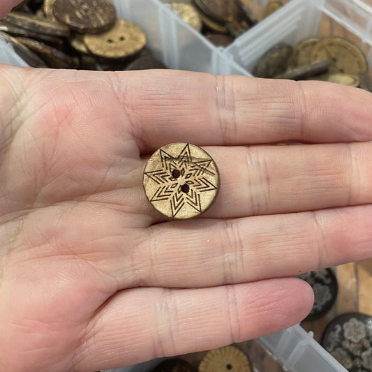Button, Star Coconut, 18mm