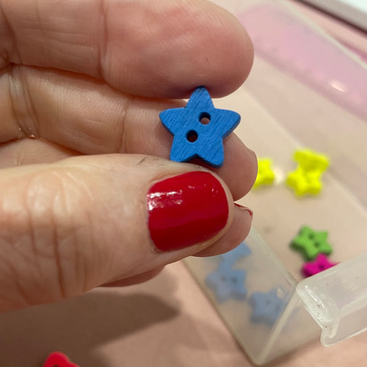 Button, Blue Star Pear Wood, 13mm