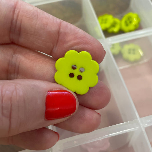 Button, Green Petal Ridge Acrylic, 20mm