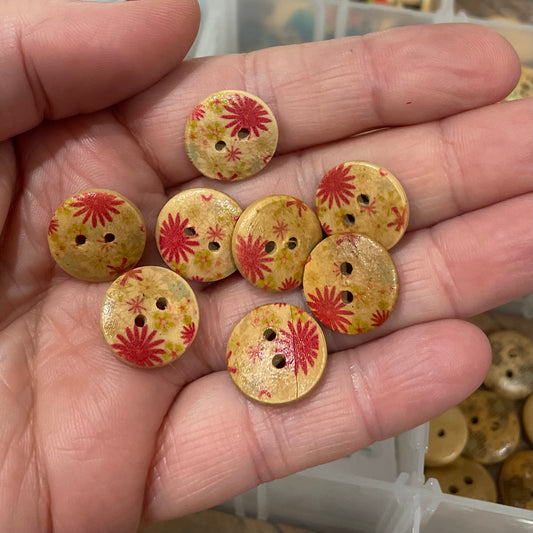 Button, Splash Floral Pear Wood, 15mm