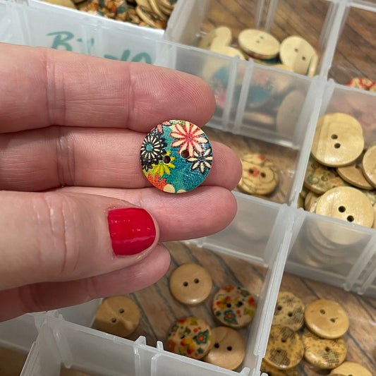 Button, Blue Lagoon Pear Wood, 18mm