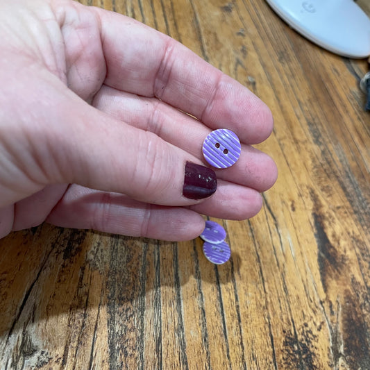 Button, Purple Striped Resin, 13mm