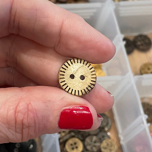 Button, Dash Coconut, 15mm