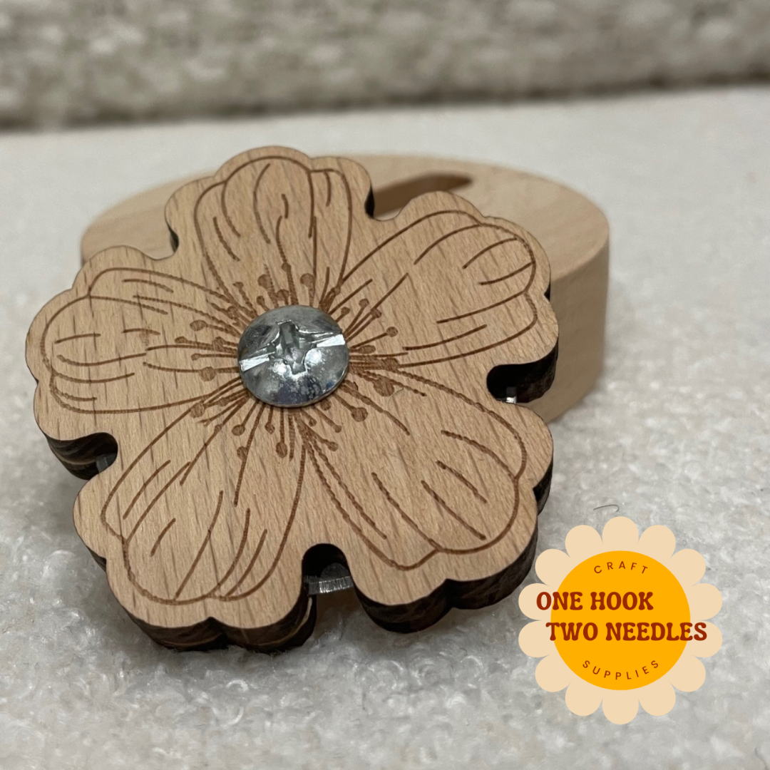 Wooden Thread Cutter, Flower