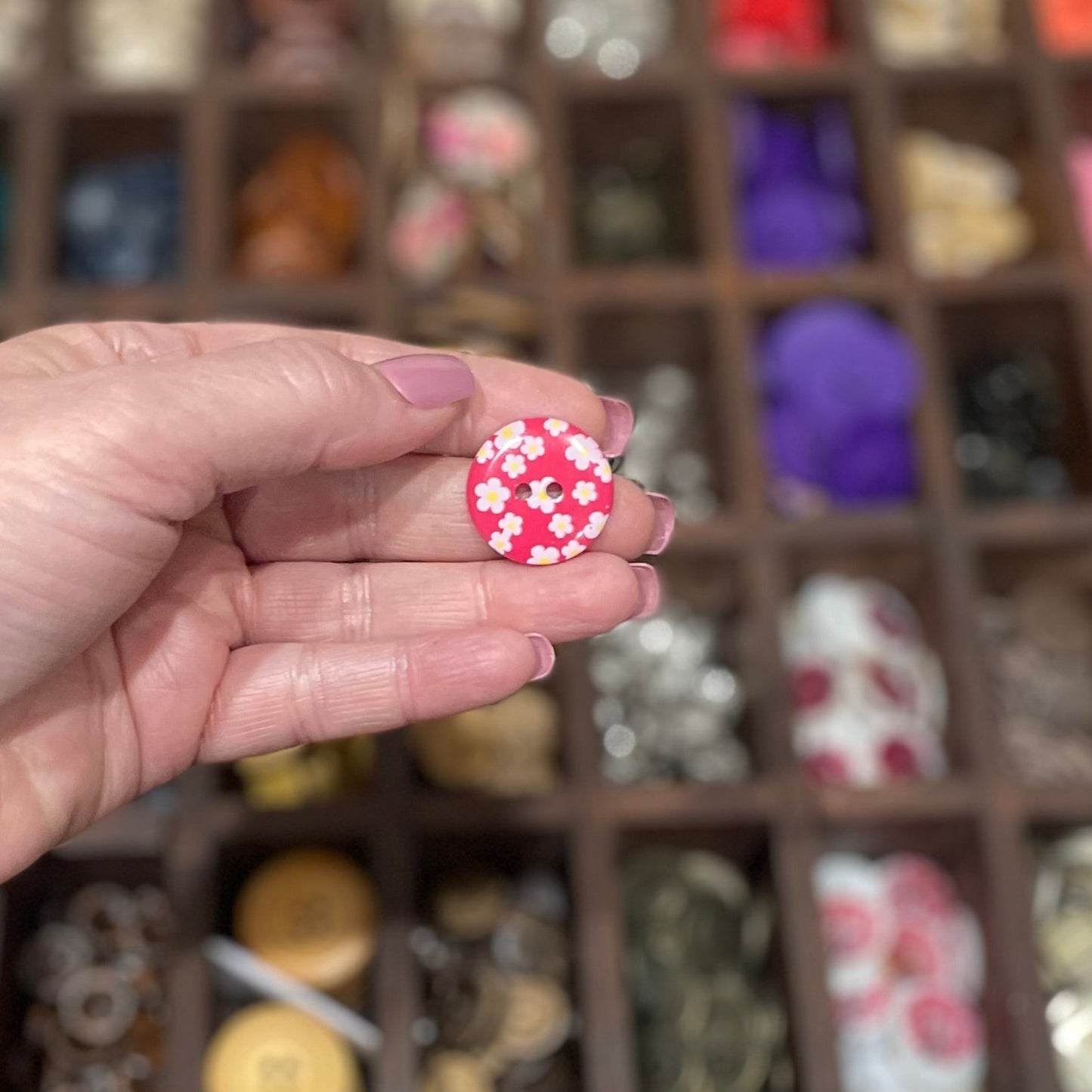 Button, Magenta Flower Power Resin, 23mm