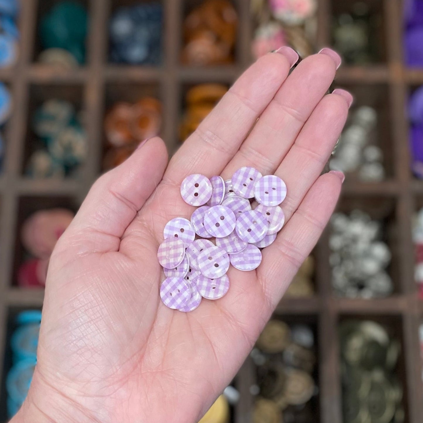 Button, Lilac Gingham Resin, 13mm