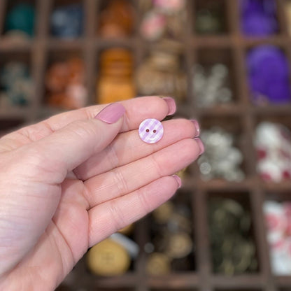 Button, Lilac Gingham Resin, 13mm