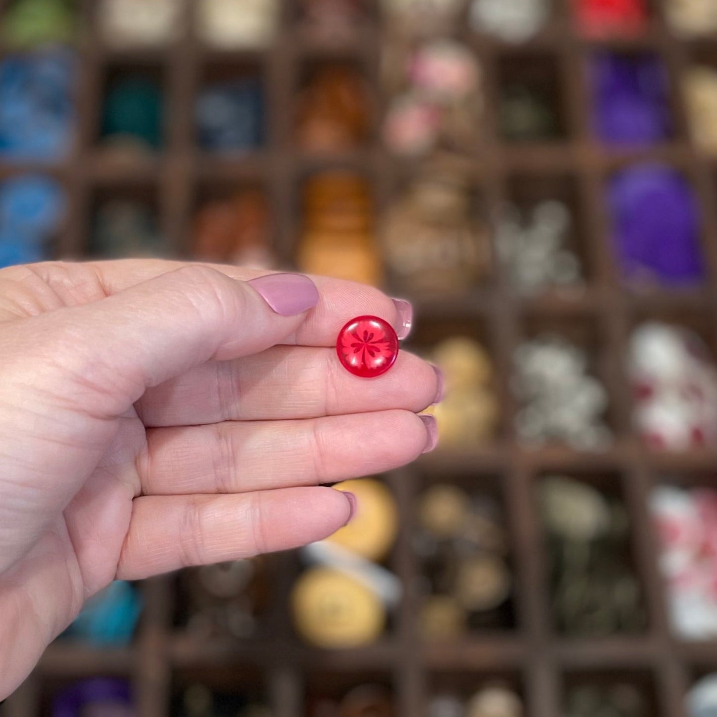 Button, Red Pansy Resin, 14mm