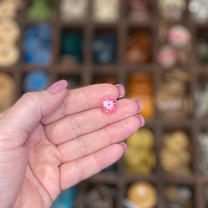 Button, Pink Daisy Resin, 12mm