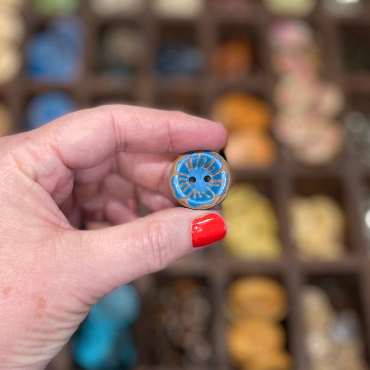 Button, Blue Poppy Pear Wood, 23mm