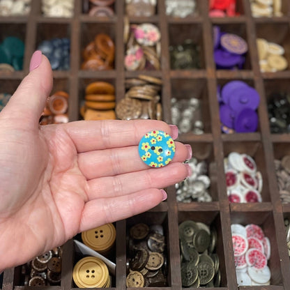 Button, Blue Flower Power Resin, 23mm