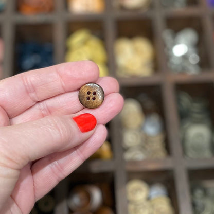 Button, Brown Stitches Pear Wood, 15mm