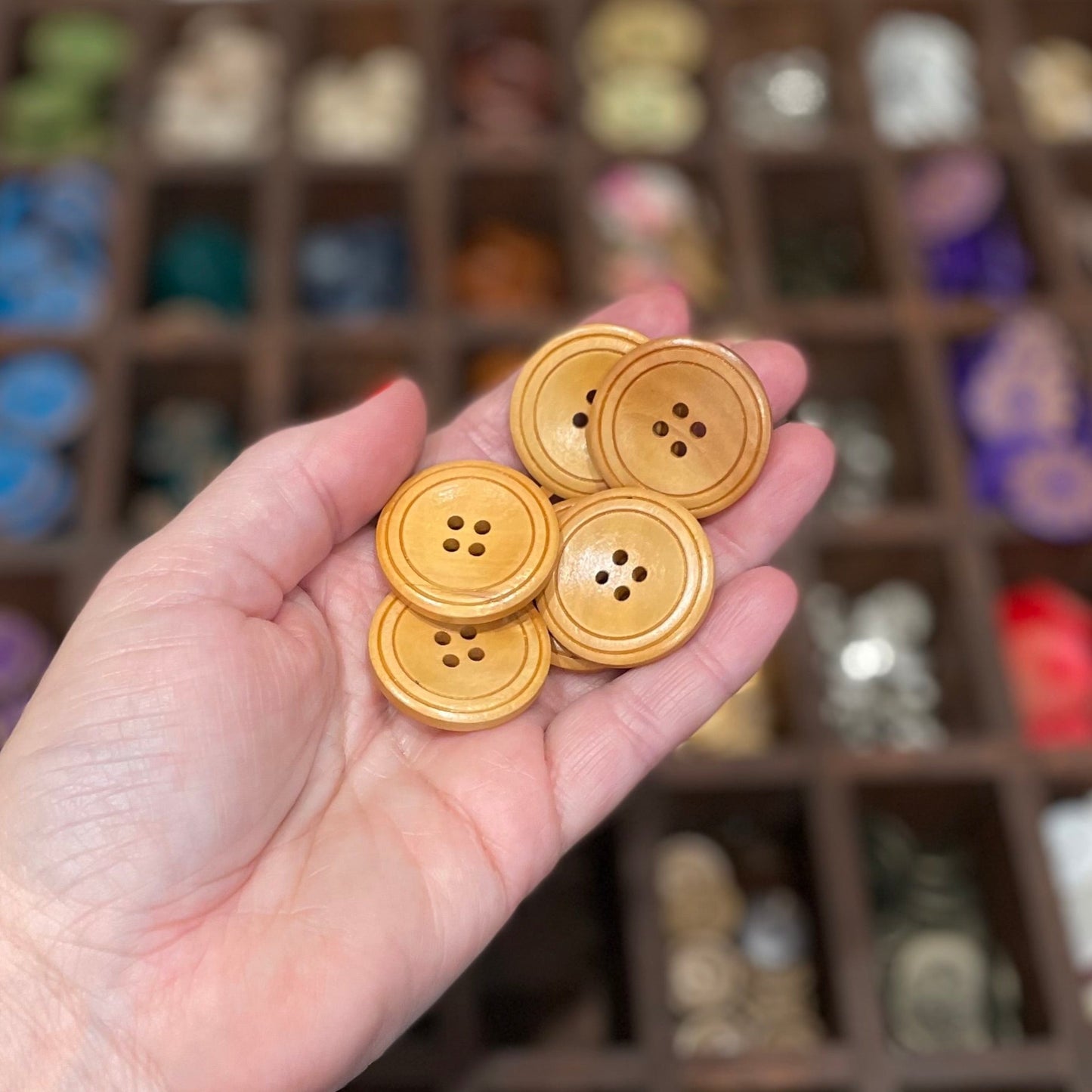 Button, Light Brown Circle Pear Wood, 30mm