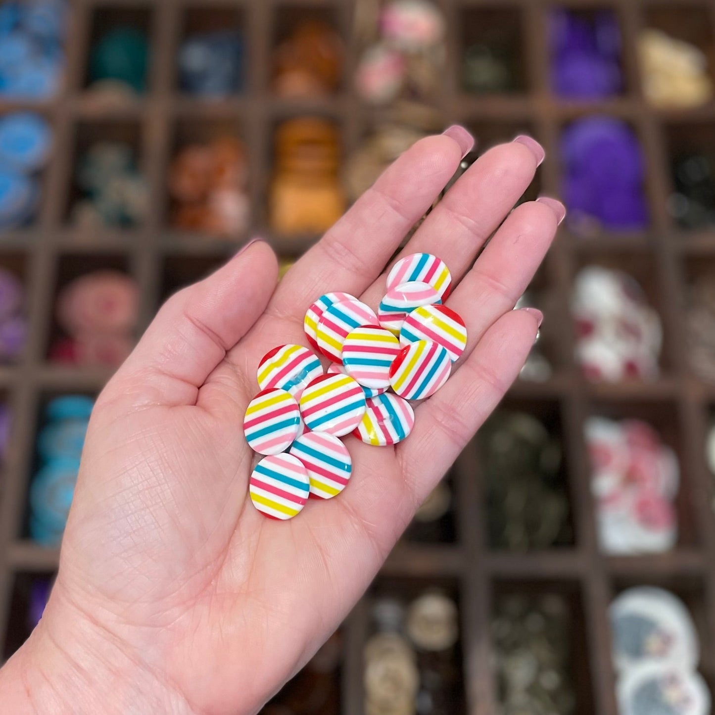 Button, Rainbow Stripes Resin, 17mm