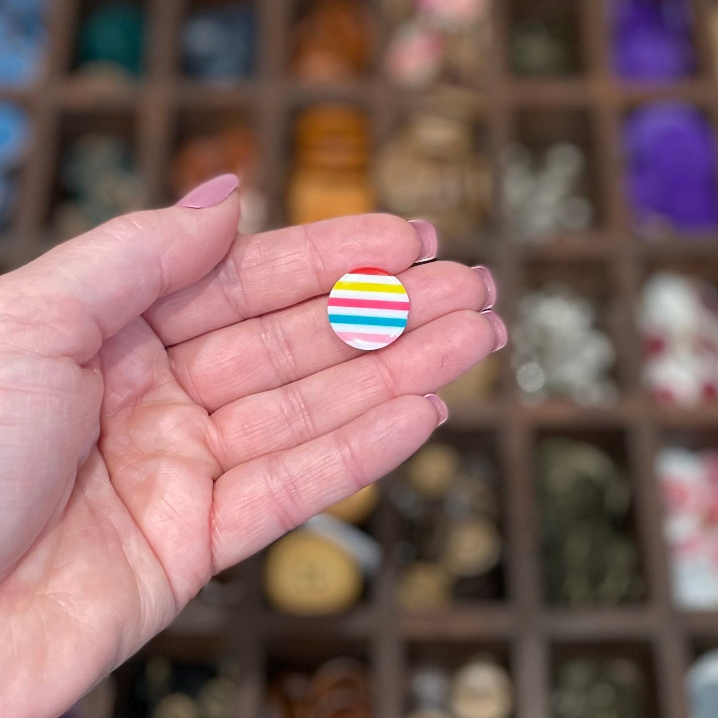 Button, Rainbow Stripes Resin, 17mm