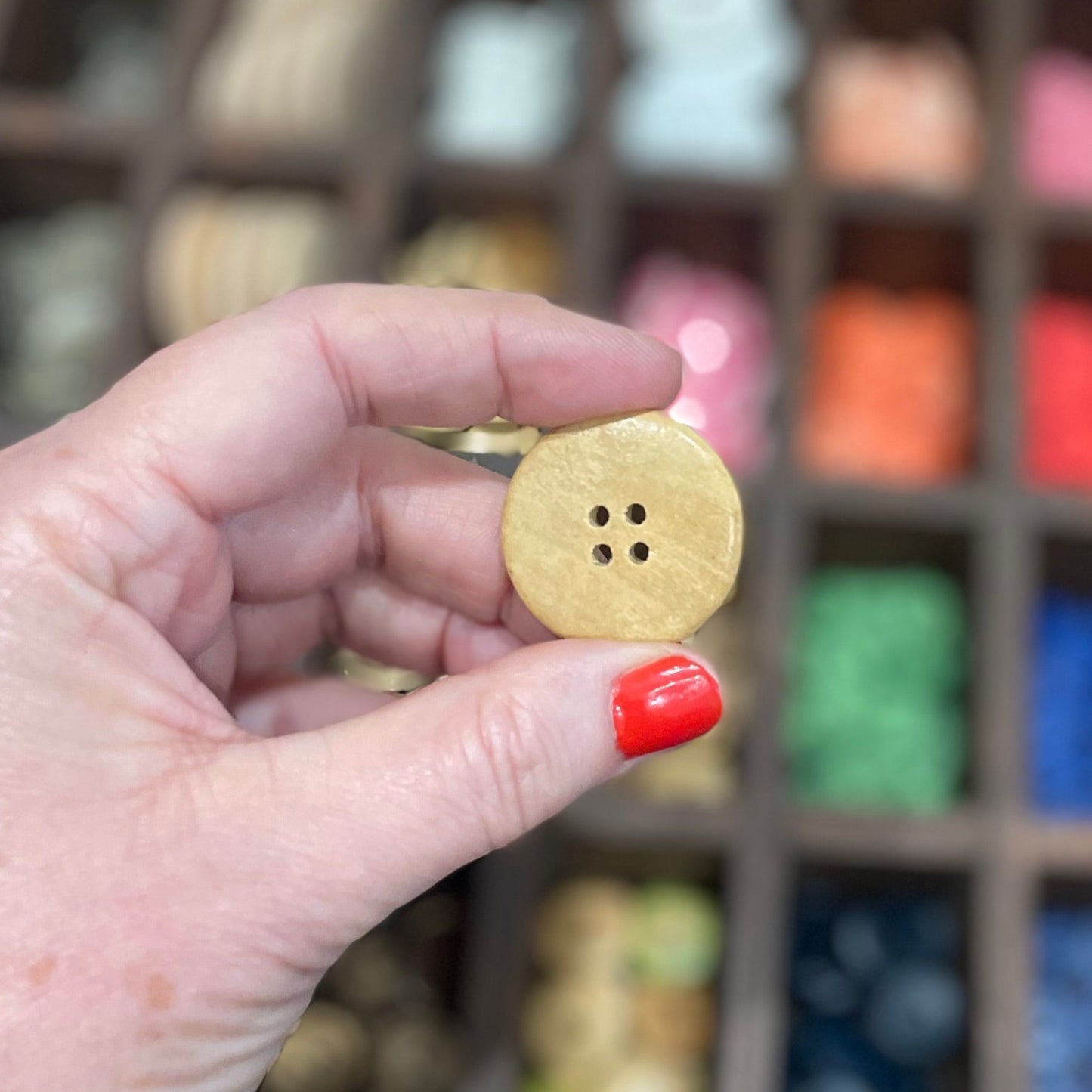 Button, Butterfly and Bird Pear Wood 30mm