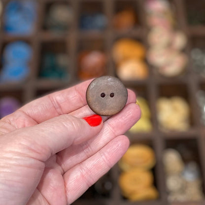 Button, Brown Poppy Pear Wood, 28mm