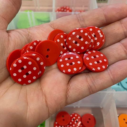 Button, Red with White Spots Resin, 18mm