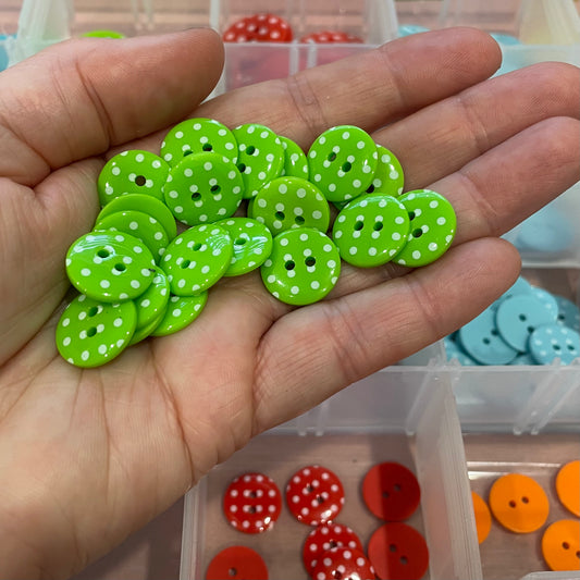 Button, Green with White Spots Resin, 15mm