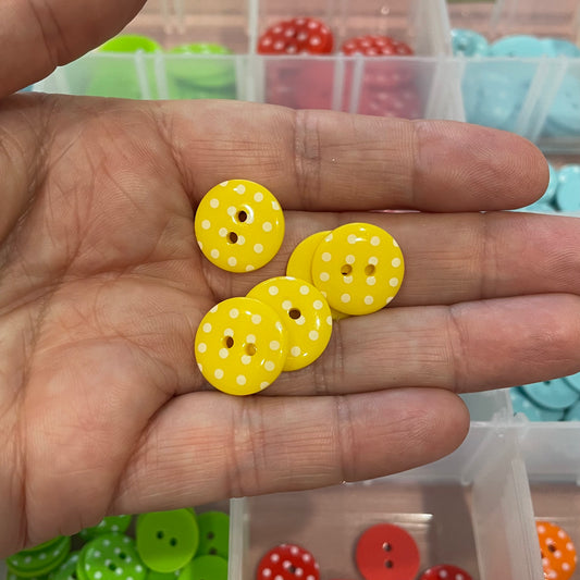 Button, Yellow with White Spots Resin, 15mm
