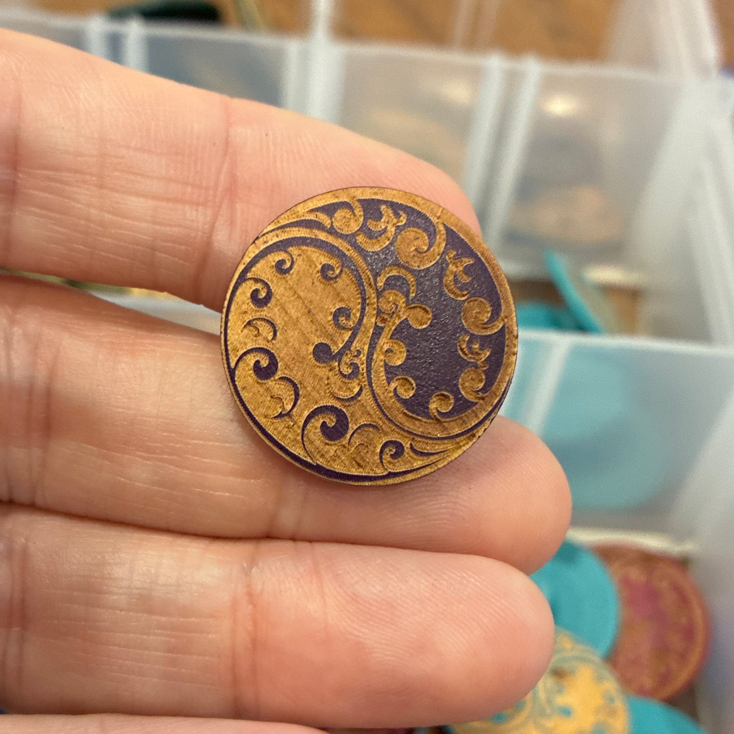 Button, Aubergine Deep Purple Floral Ying Yang Pear Wood, 23mm Shanked
