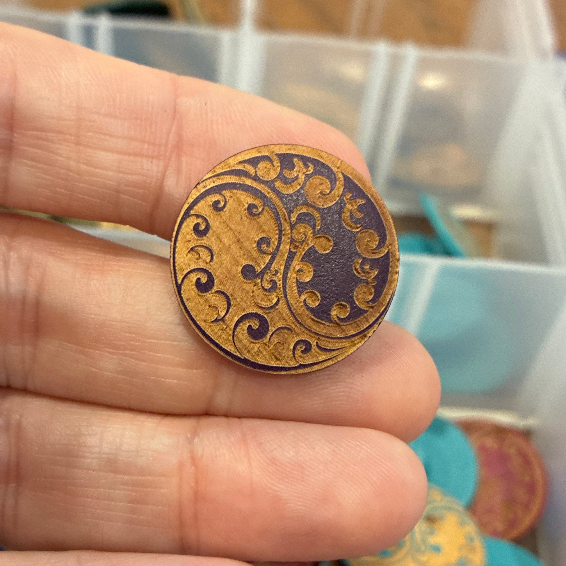 Button, Aubergine Deep Purple Floral Ying Yang Pear Wood, 23mm Shanked