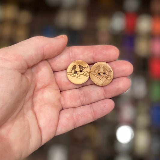 Button, Birds Pear Wood, 20mm