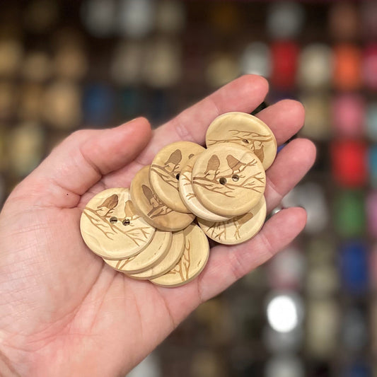 Button, Birds Pear Wood, 30mm