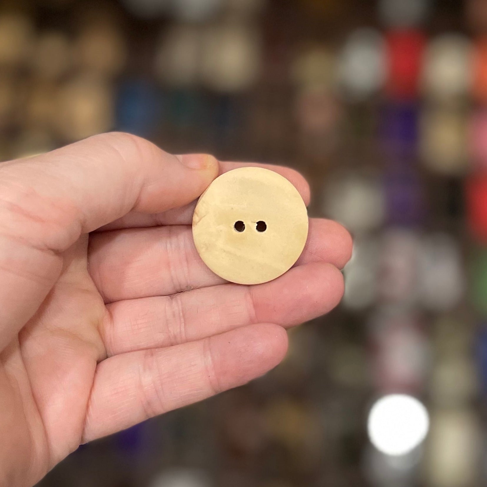 Button, Birds Pear Wood, 30mm