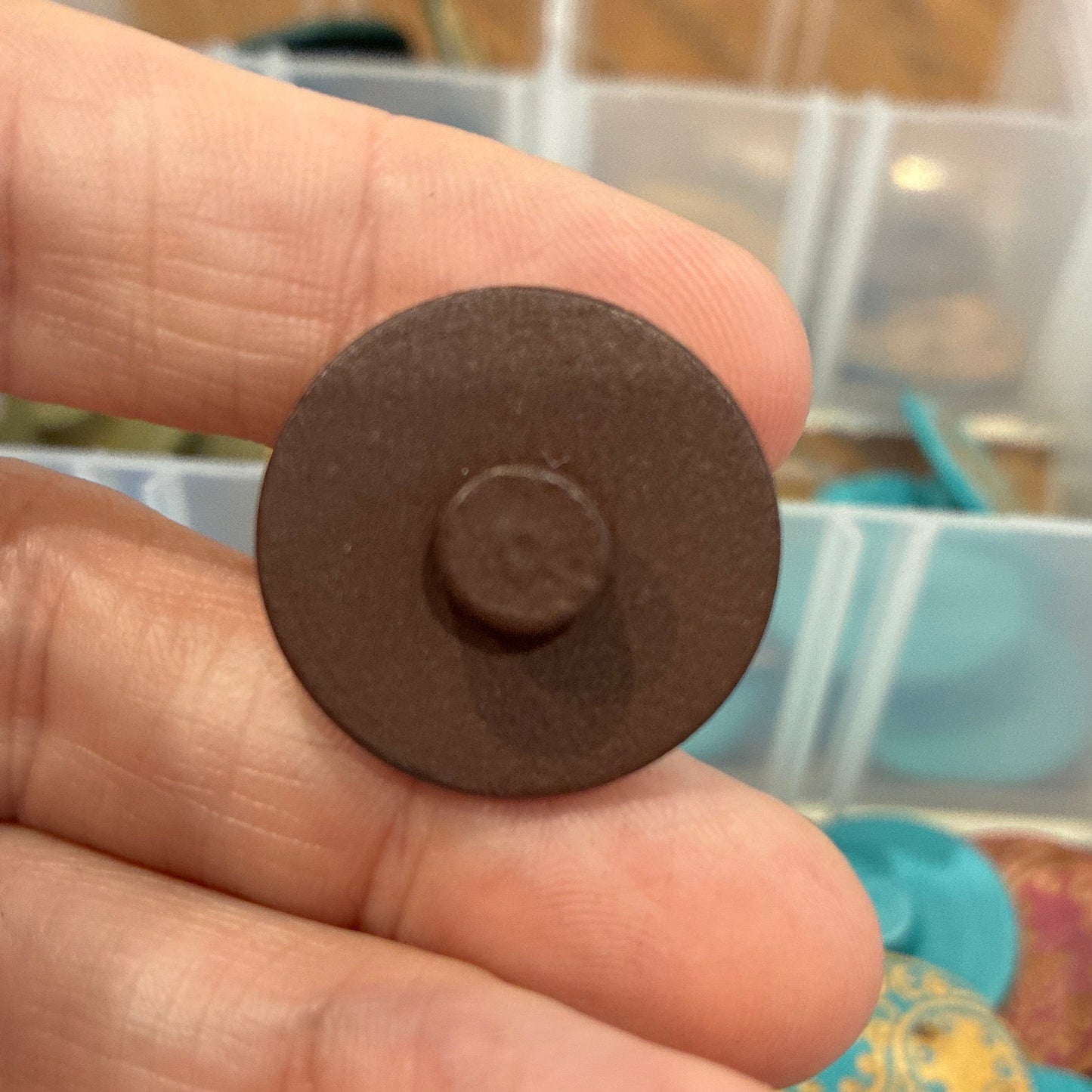 Button, Brown Floral Ying Yang Pear Wood, 23mm Shanked