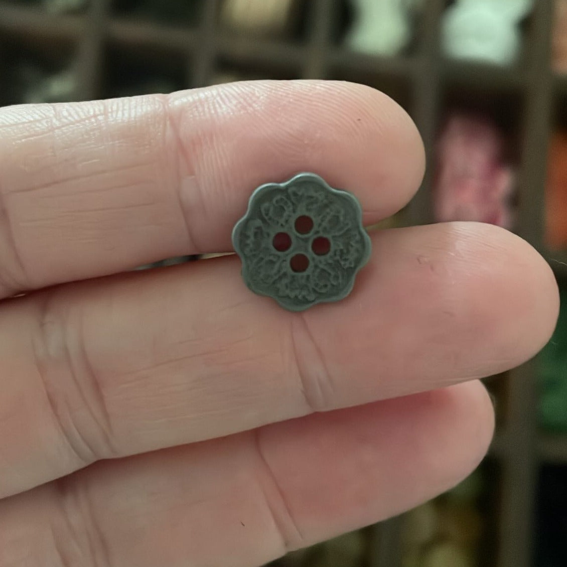 Button, Metal Flower, 12mm - Front