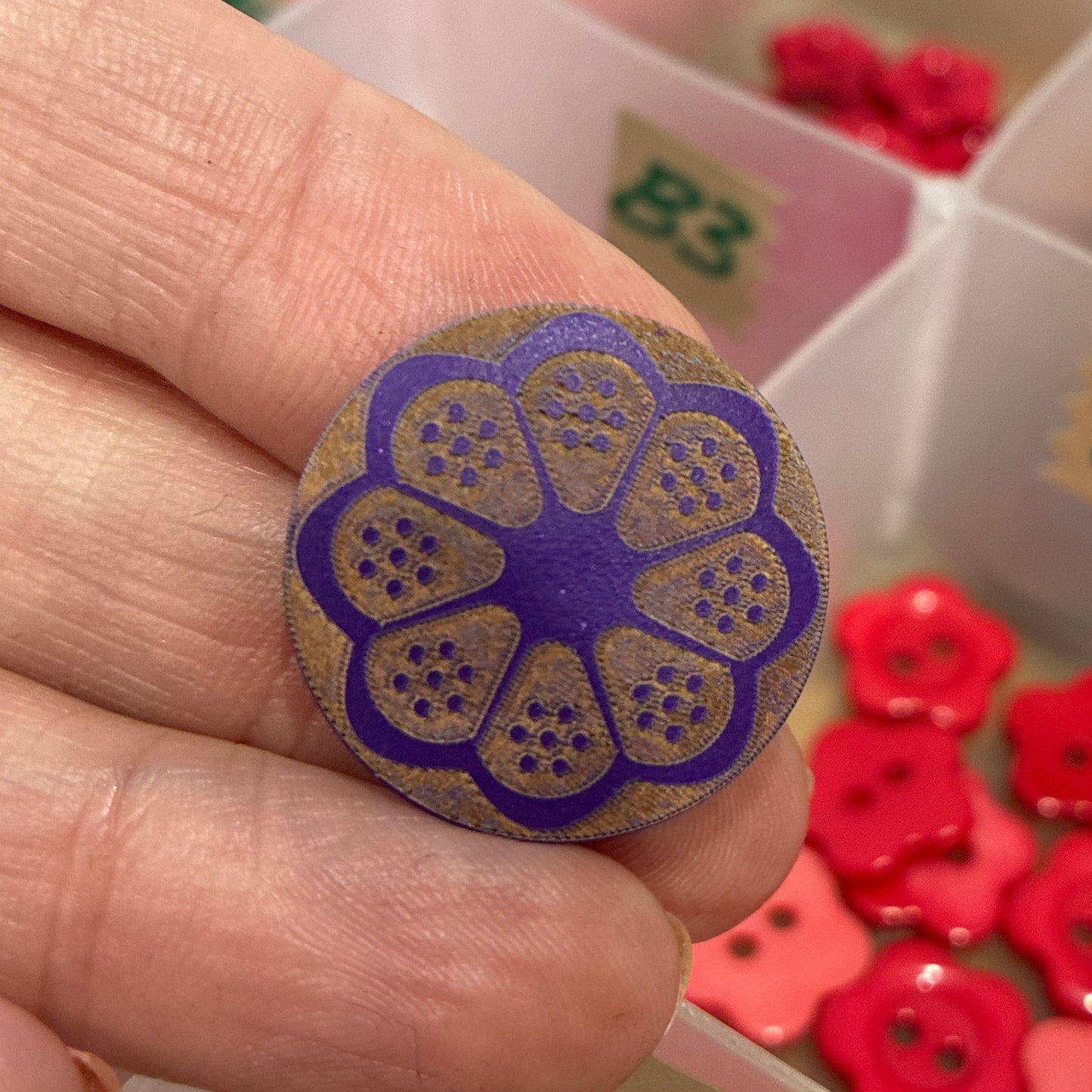 Button, Purple Flower Pear Wood, 23mm Shanked