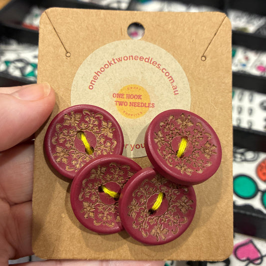 Buttons, Card of 4, Fleur De Lis Pear Wood 25mm