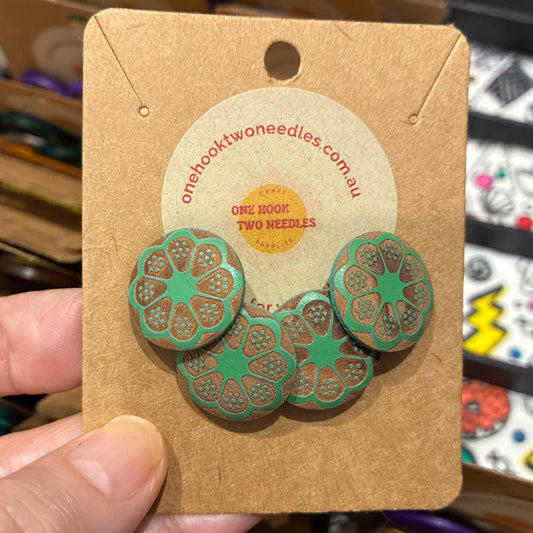 Buttons, Card of 4, Flower Pear Wood, 20mm