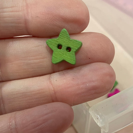 Button, Green Star Pear Wood, 13mm
