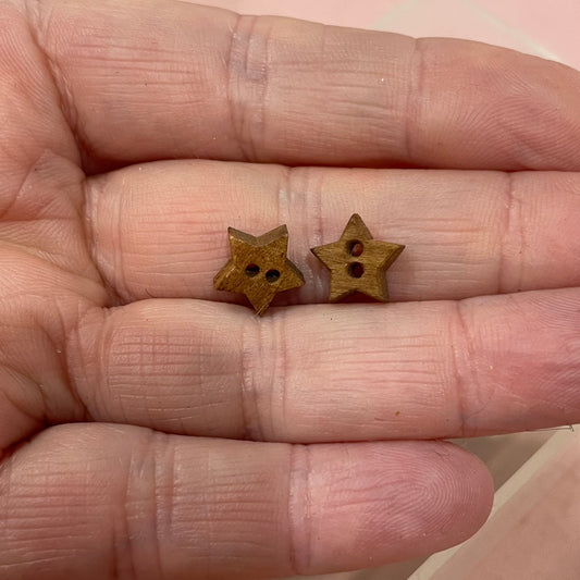 Button, Natural Star Pear Wood, 9mm