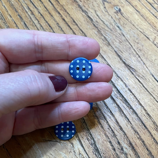 Button, Blue and White Spots Resin, 15mm
